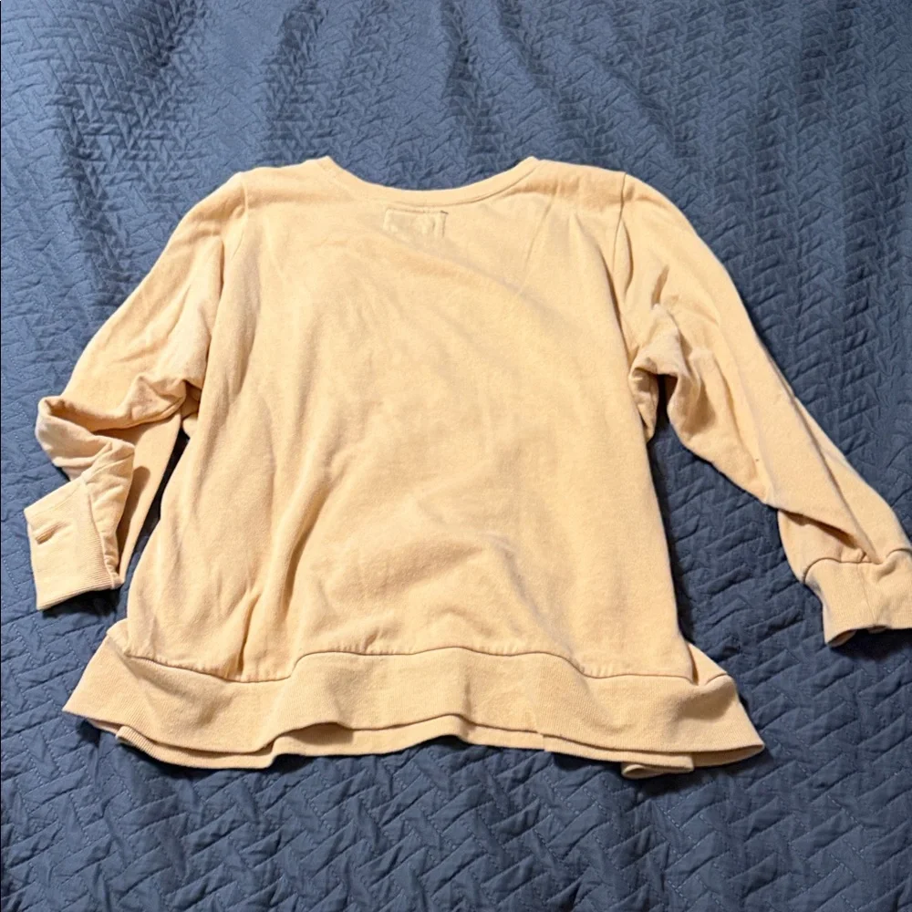 Torrid size 4 Yellow Yellowstone National Park Sweatshirt - Picture 4 of 4